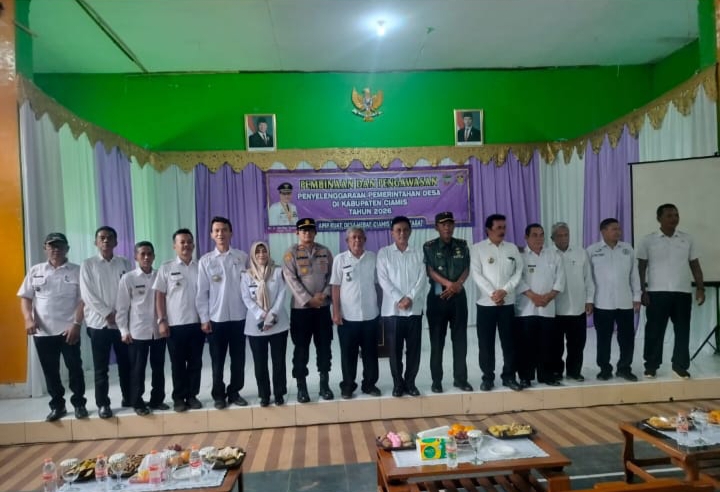 Bupati Ciamis Ingatkan Patuhi Aturan dan Hindari Masalah Hukum Dalam Sosialisasi Pembinaan Aparatur Desa