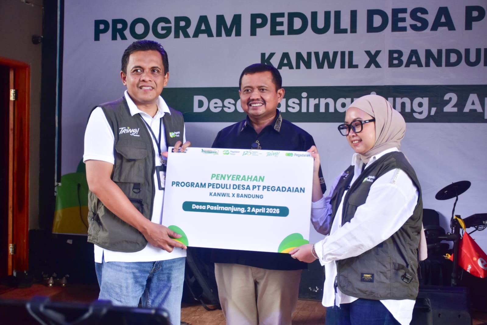 Bupati Dony Apresiasi Program Pegadaian Peduli Desa di Pasirnanjung