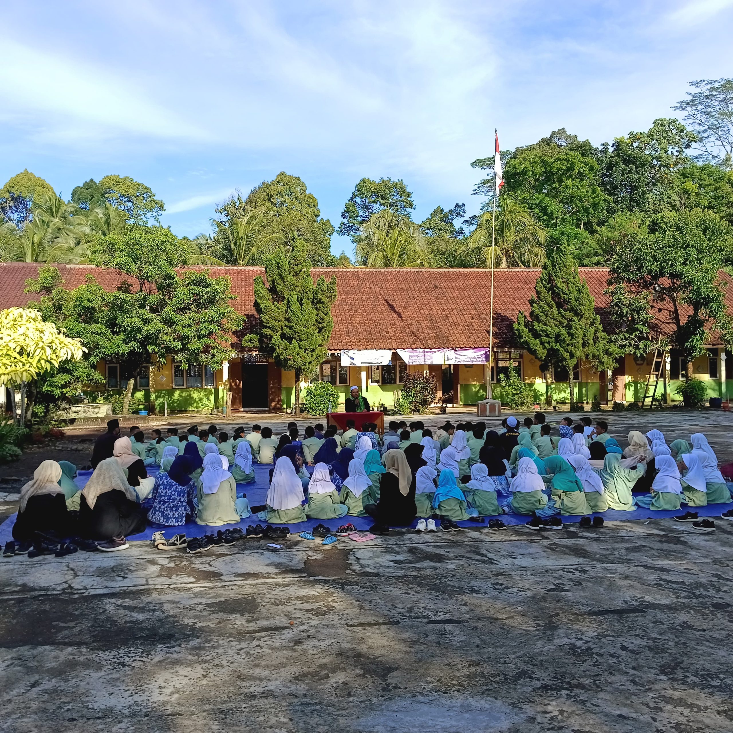 SDN 1 Benteng Kabupaten Ciamis Gelar Sholawatan Bersama Ustadz Musa Al Mubarok