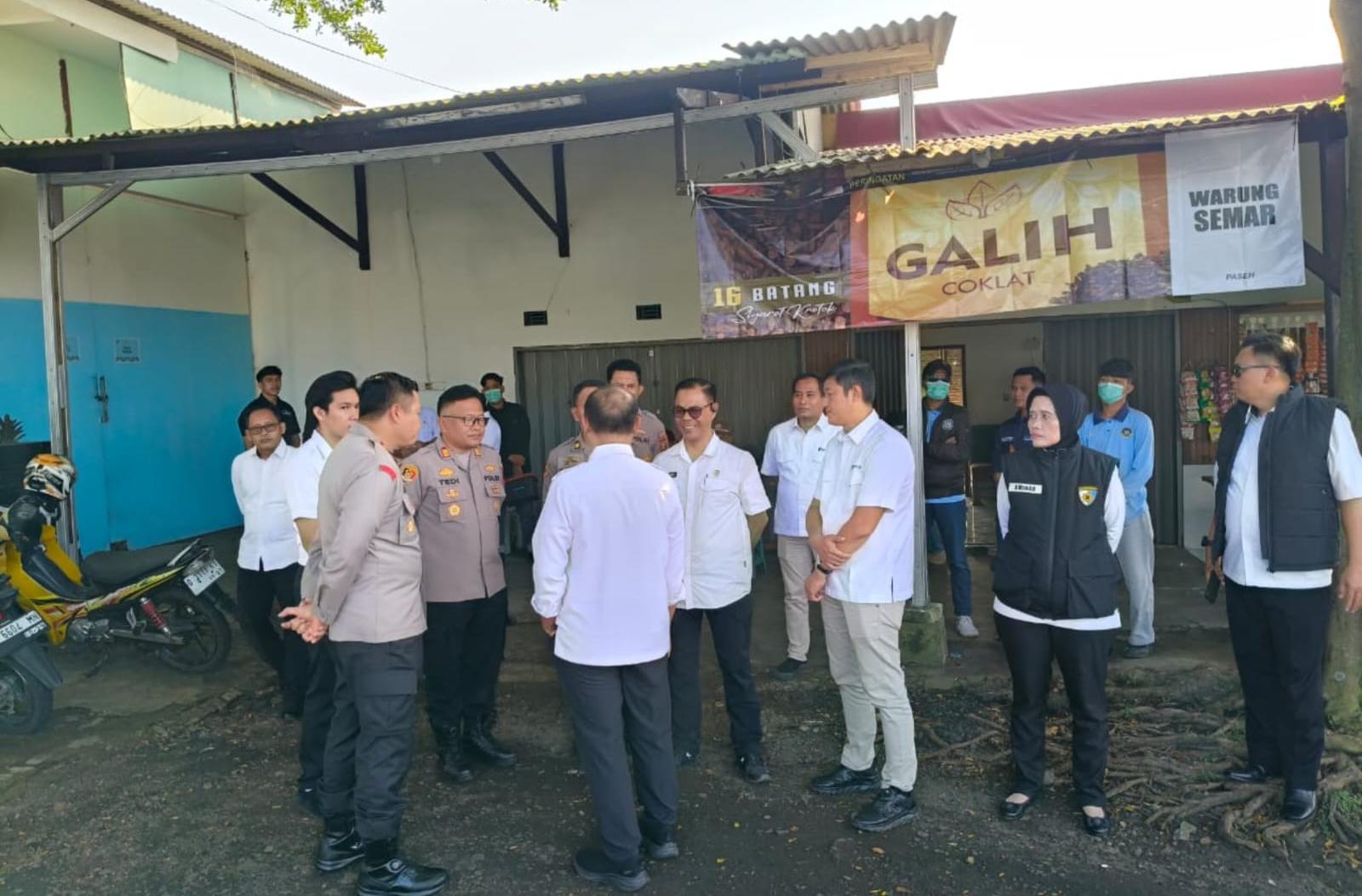 Pastikan Program Makan Bergizi Gratis Berjalan Optimal, Tim Wasrik Itwasda Polda Jabar kunjungi SPPG Paseh Kidul 2