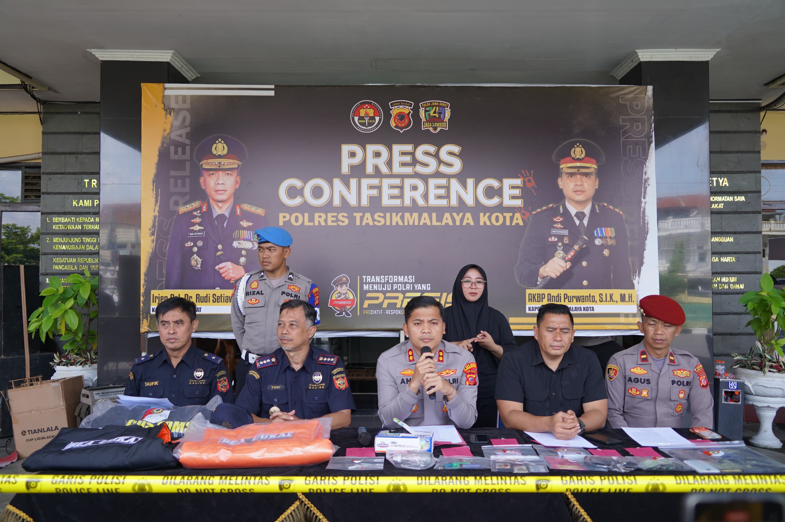 Polres Tasikmalaya Kota Ungkap Kasus Penipuan dan Pemerasan Berkedok Petugas Bea Cukai