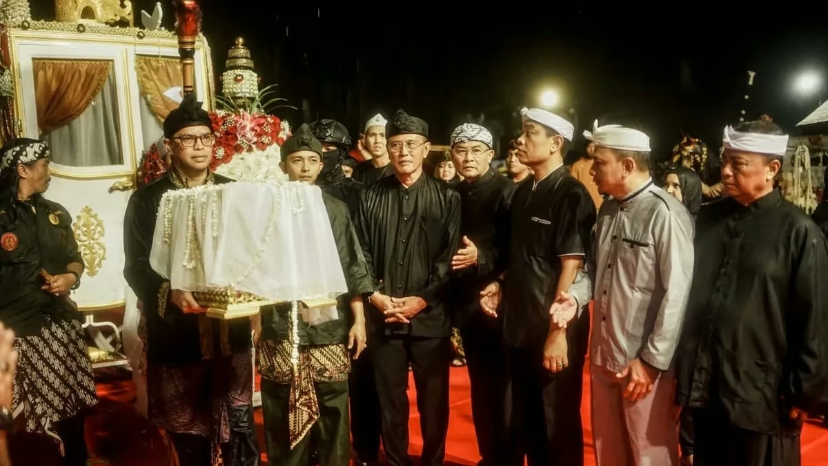 Bupati Herdiat Dampingi Gubernur Jabar Hadiri Kirab Budaya Napak Tilas Padjadjaran