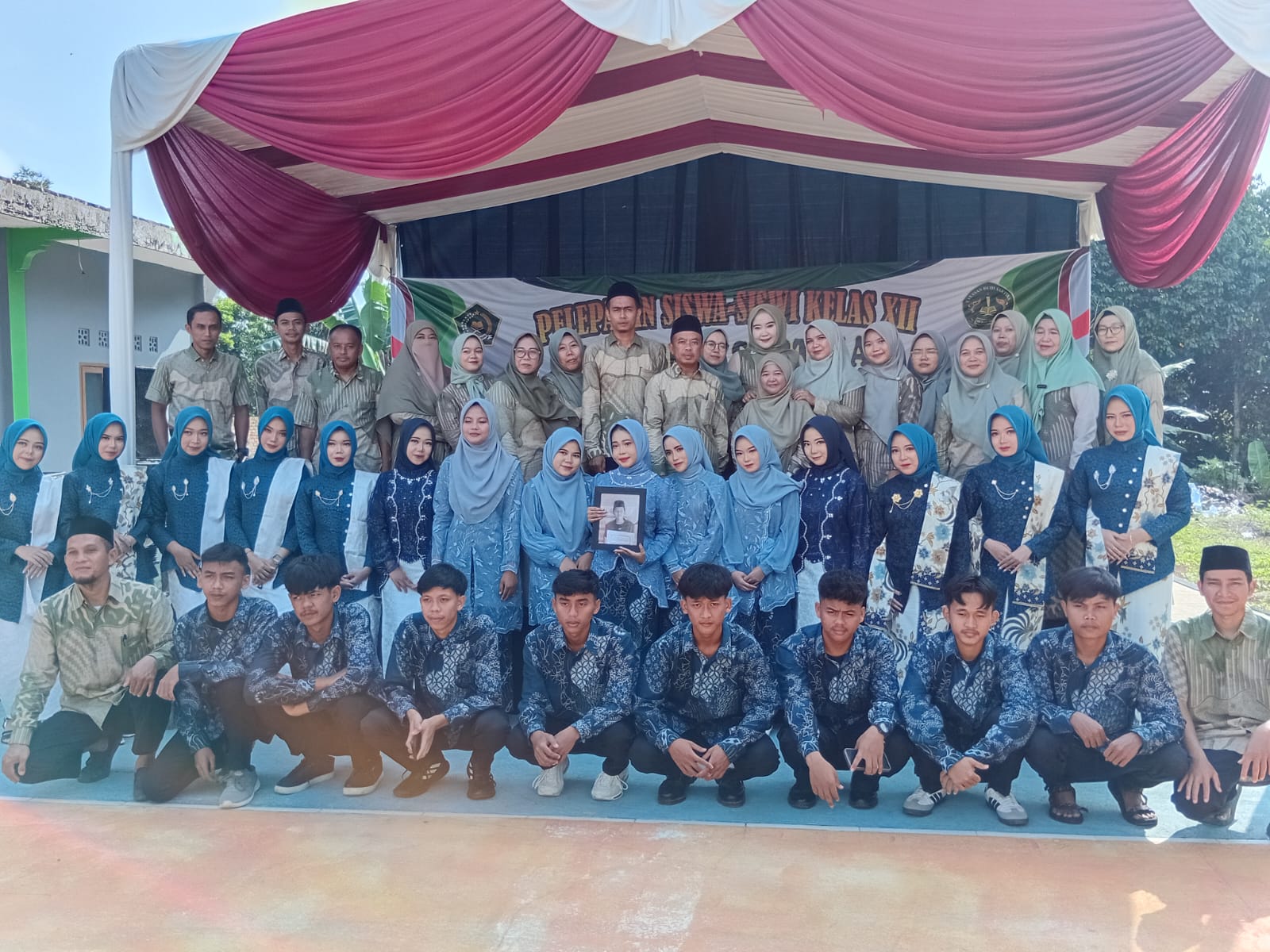 Pelepasan Siswa MA Budi Sartika Desa Rajadatu Berlangsung Khidmat dan Penuh Makna