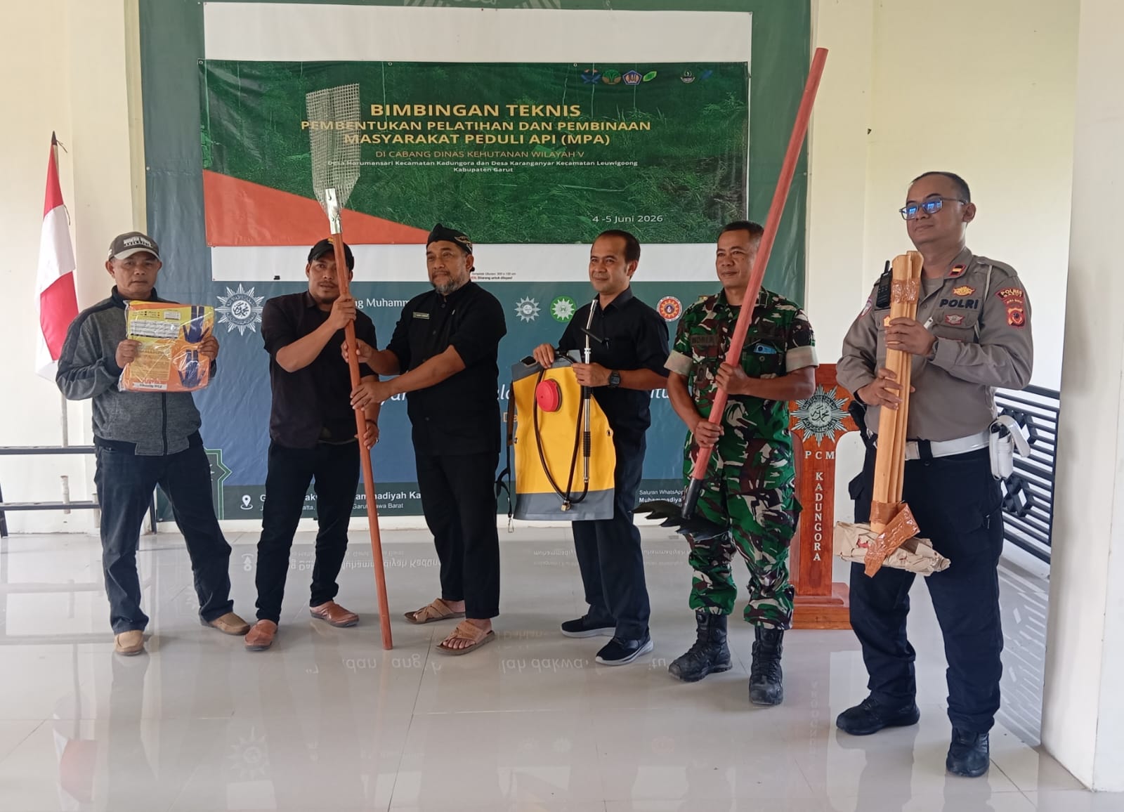Antisipasi Karhutla, Cabang Dinas Kehutanan Wilayah V Jabar Bentuk Masyarakat Peduli Api di Garut