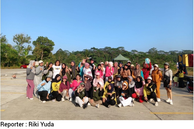Mahasiswa KKN STIES Saleh Budiman Gelar Senam Pagi Bersama Warga Desa Ancol