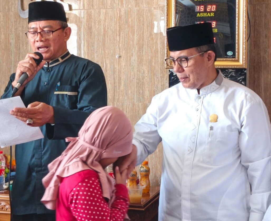 Semangat Berbagi di Tahun Baru Islam 1448, Musholla Al-Ikhlas Pasar Ciplak Istiqomah tiap tahun Santuni Anak Yatim