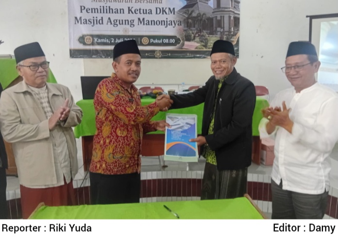 Pelantikan Pengurus DKM Masjid Agung Manonjaya 2026–2031, KH Asep Saepuloh Siap Perkuat Syiar Islam dan Silaturahmi Umat