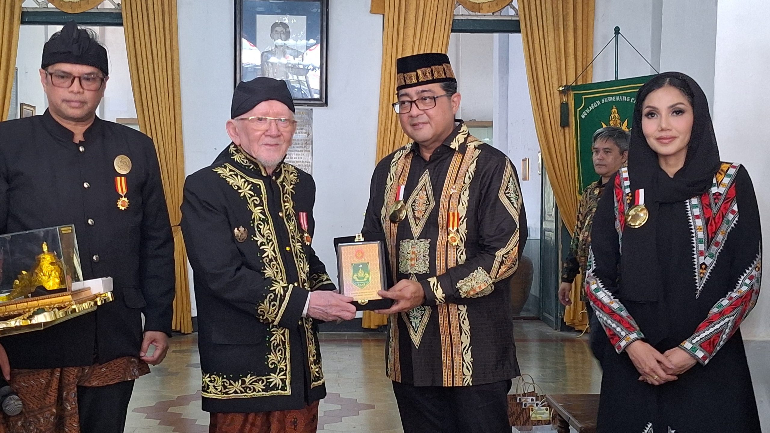 Terima Kunjungan Menteri Ekonomi Kreatif RI, Sekda Tuti: Budaya Jadi Pondasi Penguatan Ekonomi Kreatif dan Smart City