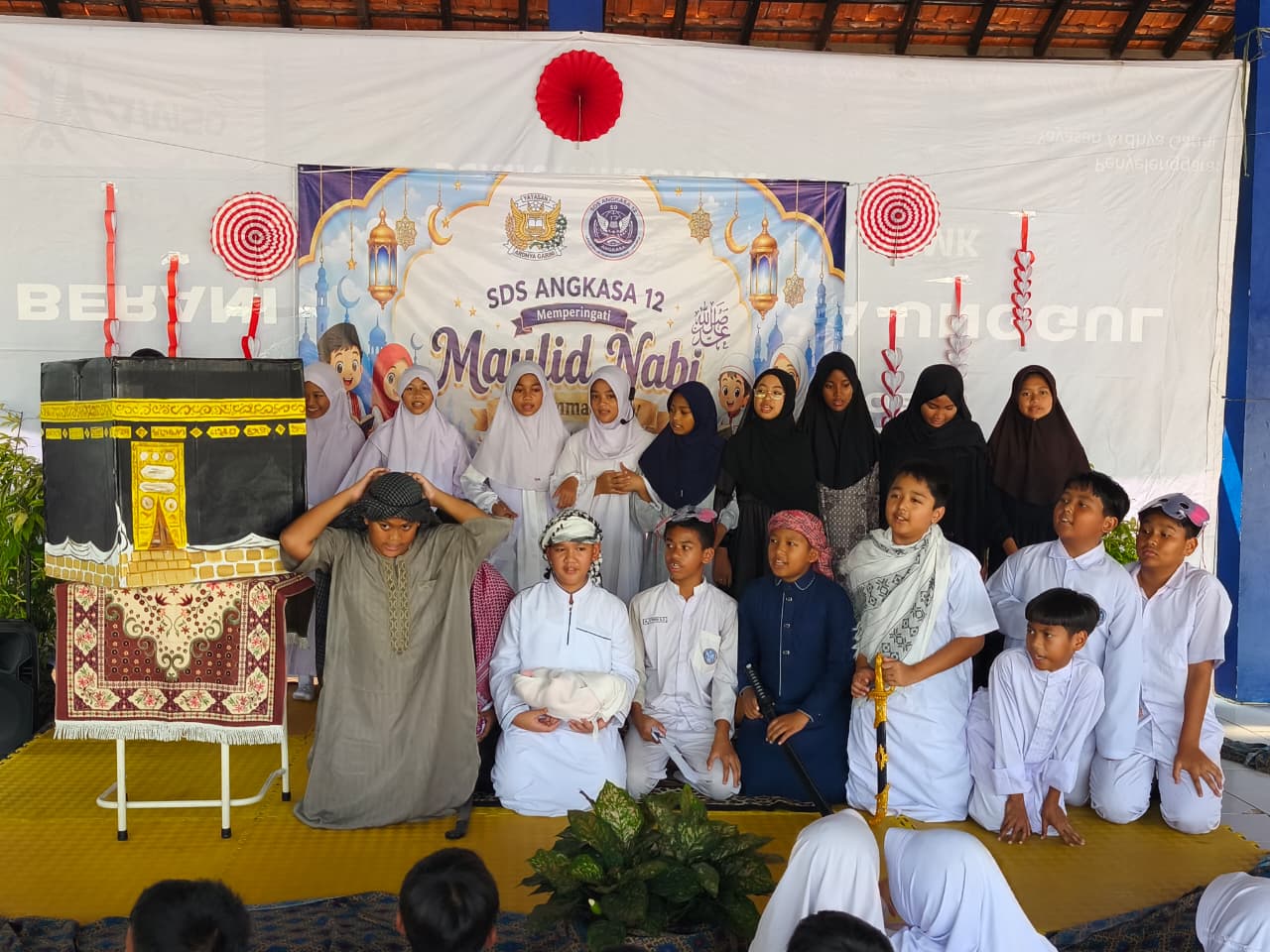 SD Angkasa 12 Halim Perdanakusuma Menggelar Peringatan Maulid Nabi yang Kreatif, Tekankan Pendidikan Karakter, Pendongeng Ka Hae Hadirkan Ceria