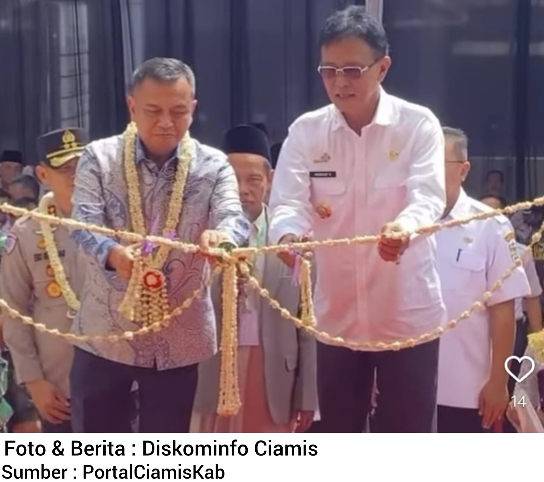 Kantor Desa Awiluar Diresmikan, Bupati Heridat : Megahnya kantor ini harus berbanding lurus dengan Pelayanan nantinya